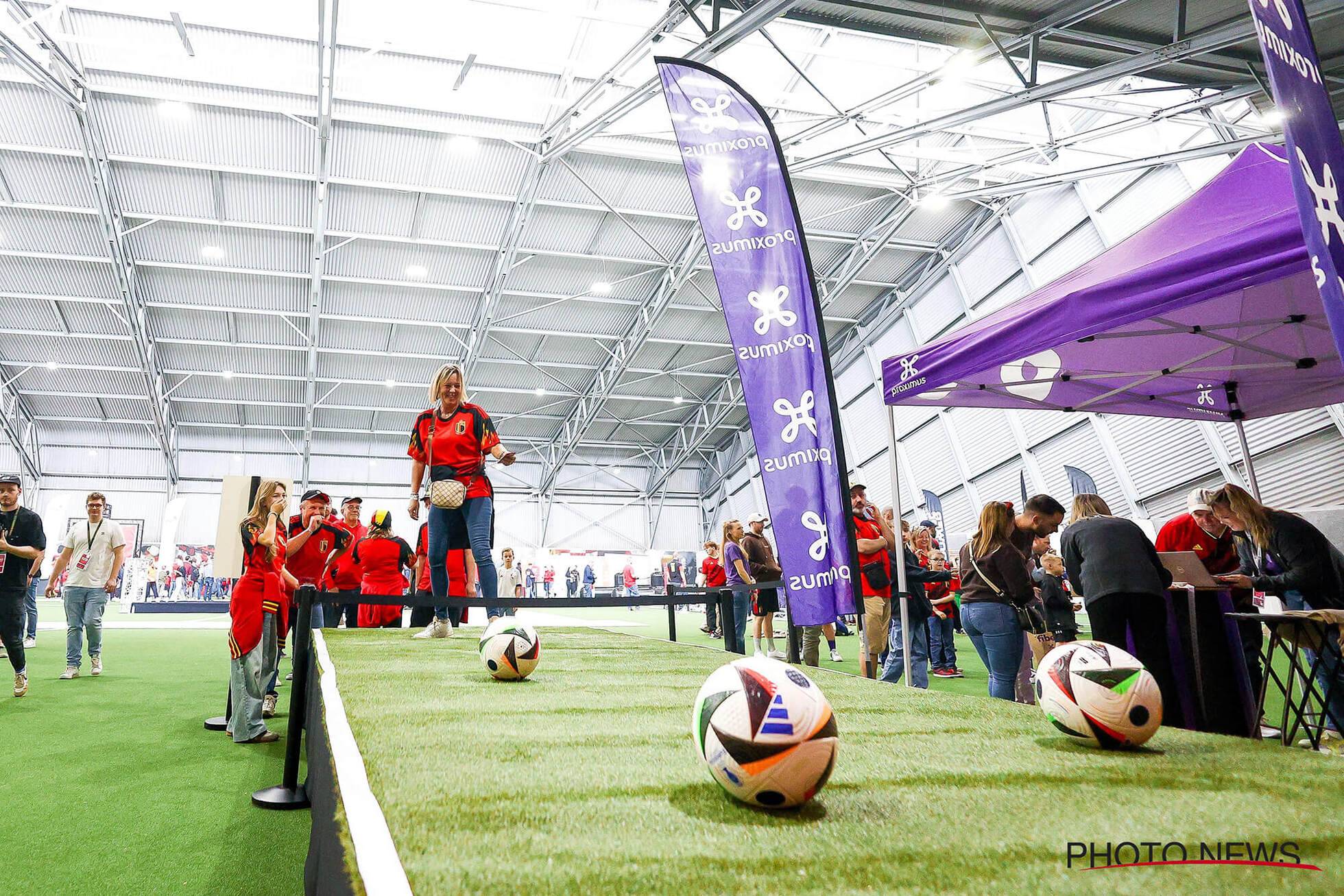 PHOTONEWS_11082829-160